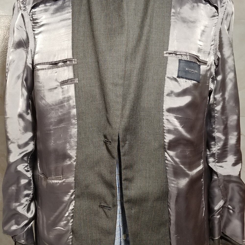 Burberry Grey Pinstripe Blazer 44L - Picture 4 of 8